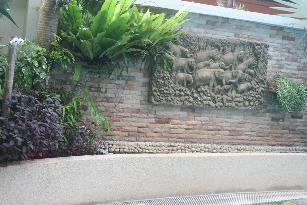 Palmview Resort Patong Exterior foto
